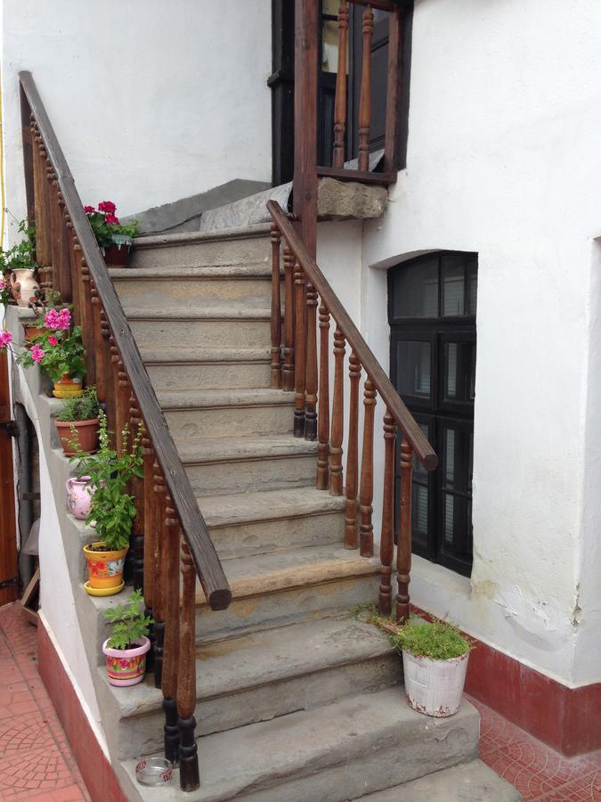 Hotel Bilyana Lovecs Kültér fotó
