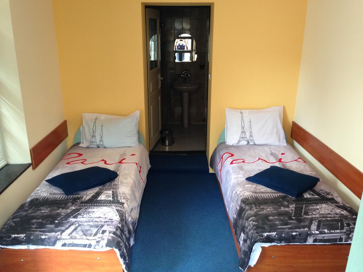 Hotel Bilyana Lovecs Kültér fotó